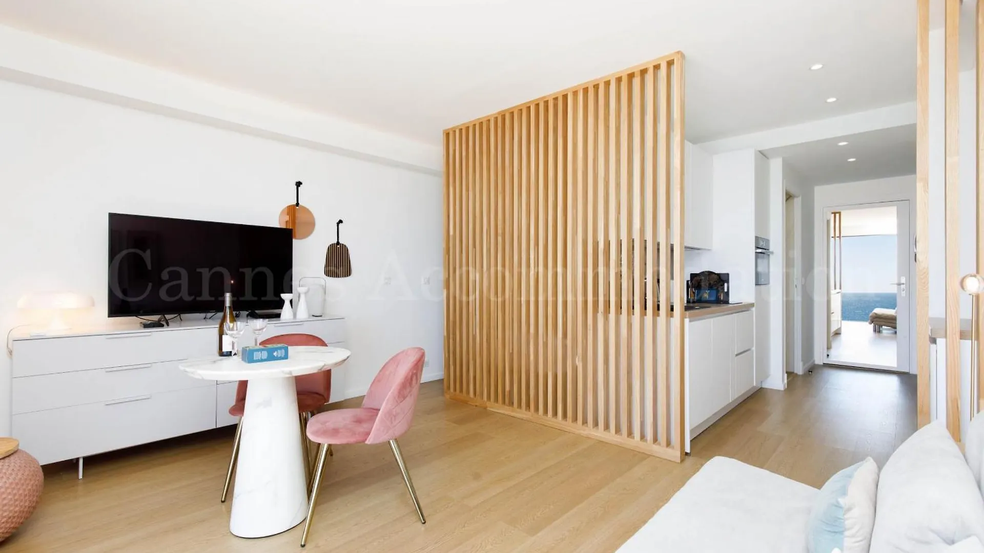 Kiss Apartment Cannes