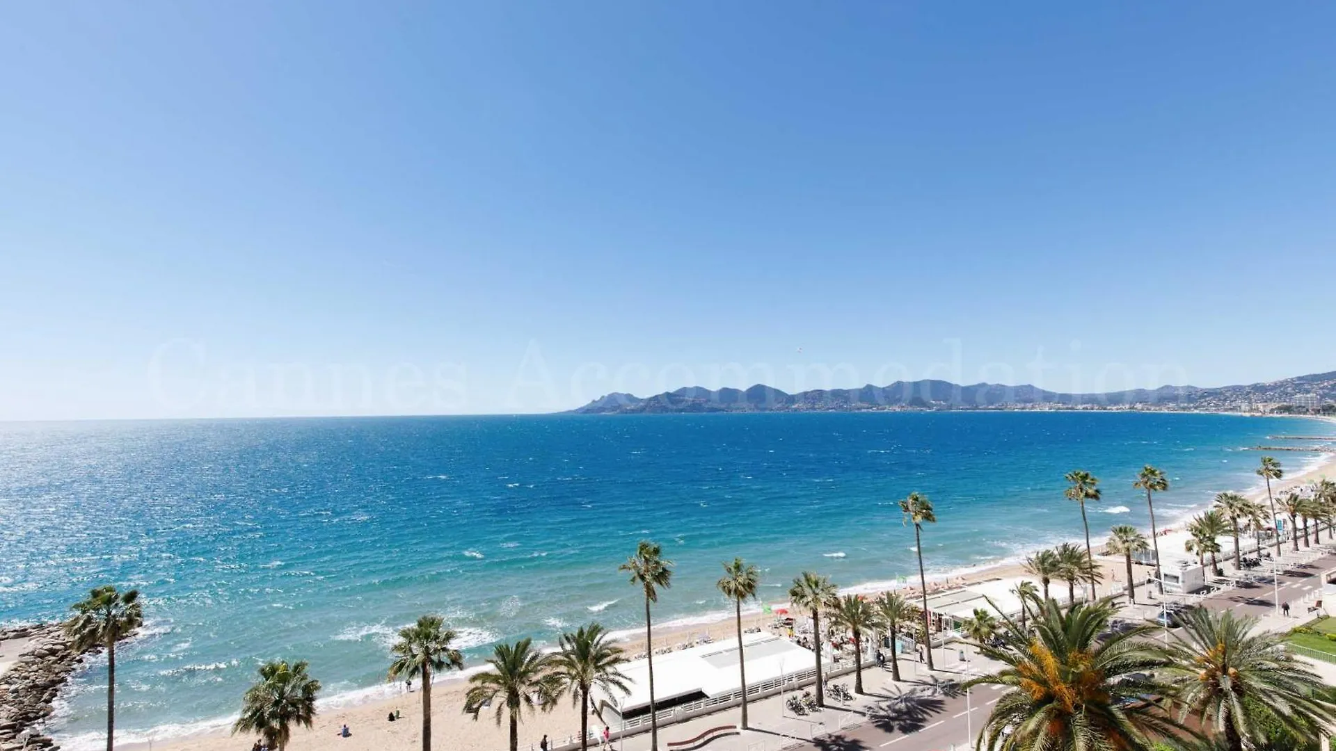 Kiss Apartment Cannes France